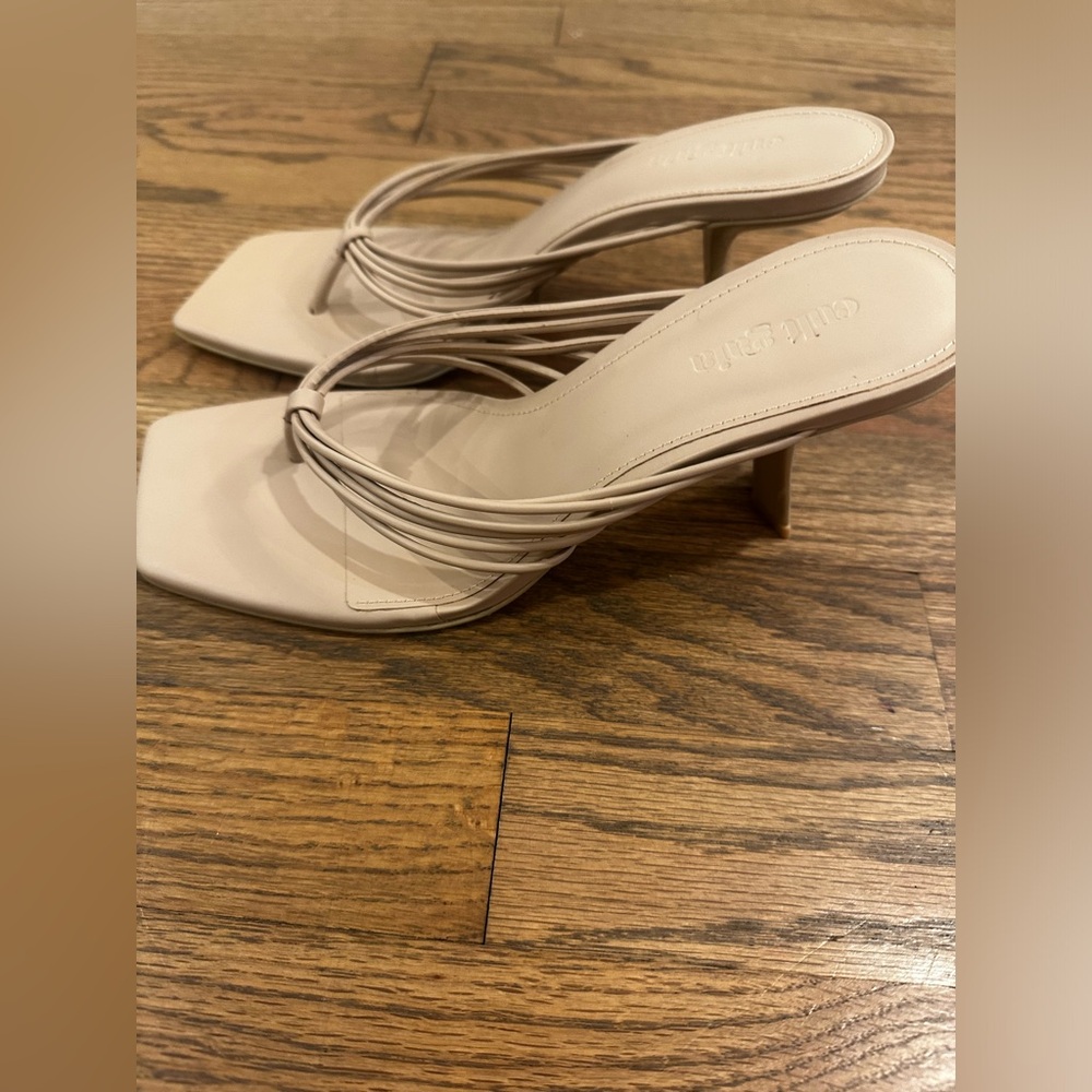 Cult Gaia Heel size 37.5 NWOT